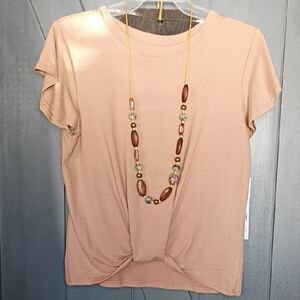 Elegant Tan Short Sleeve Top With Necklace